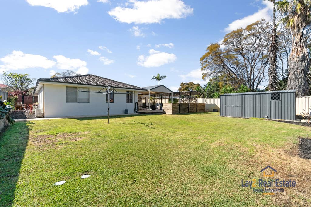 Living Large! 4 Bedroom Family Home UNDER OFFER 20 Flora Avenue Bayswater WA 6053 | New Listing For Sale - Image 17