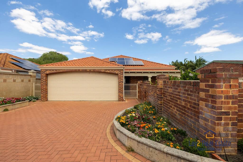 Meticulously Kept 3 Bed Family Home in Bayswater UNDER OFFER.