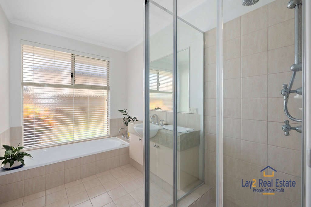 Meticulously Kept 3 Bed Family Home in Bayswater UNDER OFFER. - Image 21