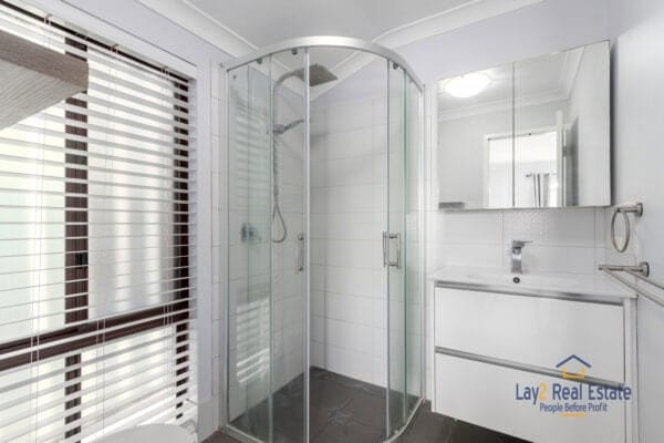 26 Hackbridge Way Bayswater WA 6053 | Fabulous 4 Bed 2 Bath Beauty - Image 10