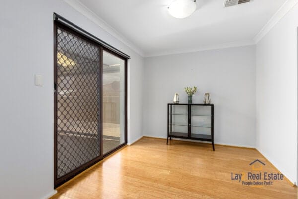 26 Hackbridge Way Bayswater WA 6053 | Fabulous 4 Bed 2 Bath Beauty - Image 8