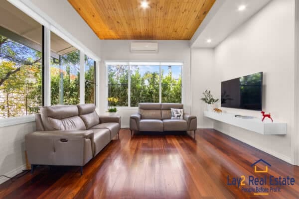32 Murray Street Bayswater WA 6053 NOW SOLD - Charming Classic 1920's Home - Image 11