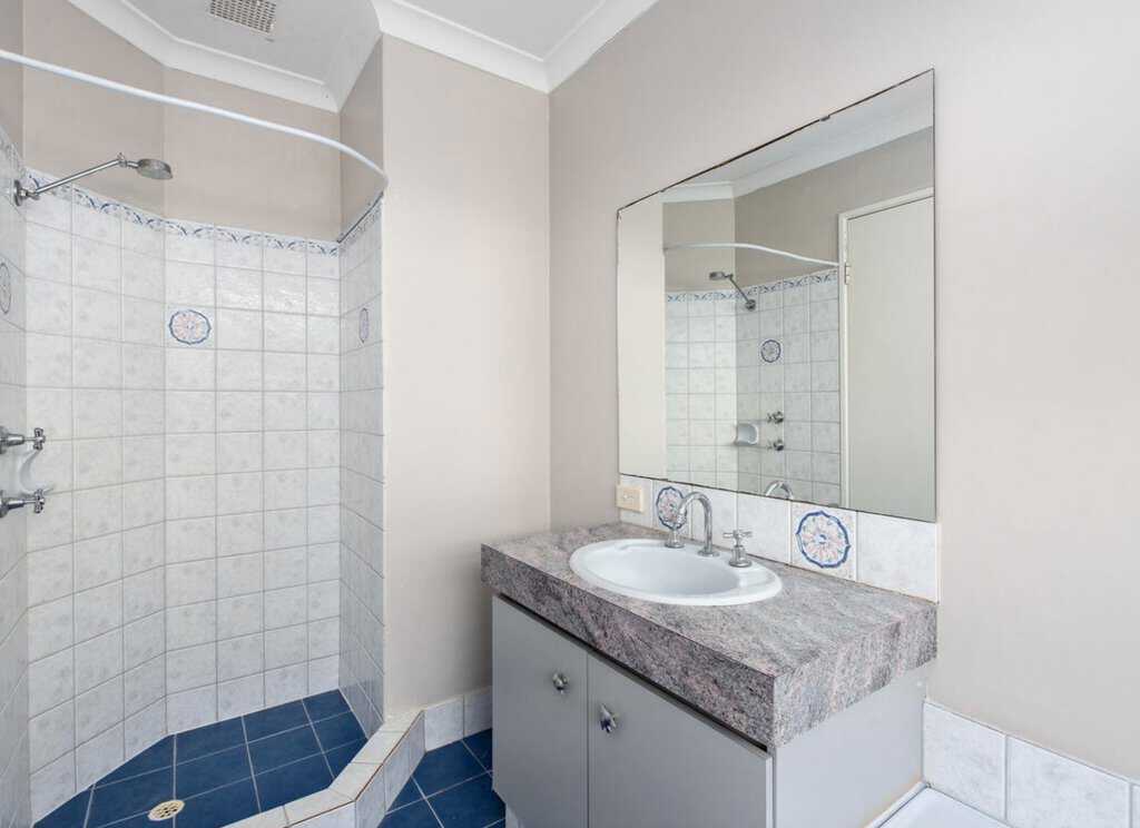 11 Mons Street Ashfield WA 6054 | 4 Bed 2 Bath Family Size Home - Image 11