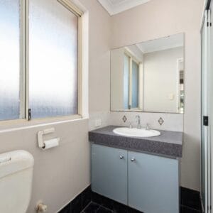 11 Mons Street Ashfield WA 6054 | 4 Bed 2 Bath Family Size Home - Image 12