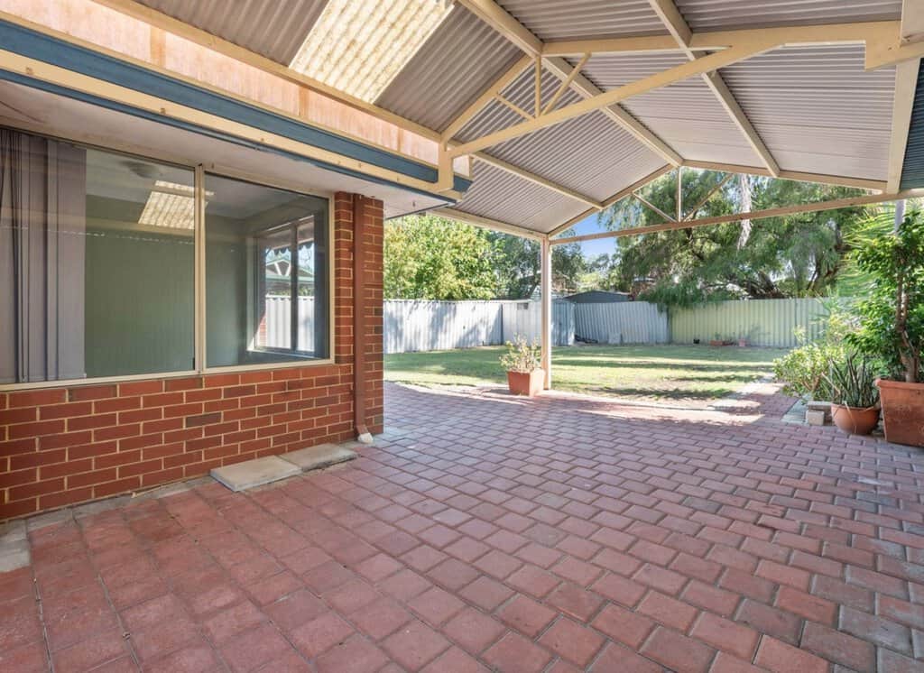 11 Mons Street Ashfield WA 6054 | 4 Bed 2 Bath Family Size Home - Image 15