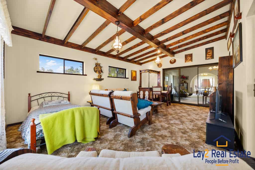 42 Vera Street Morley WA 6062 - Charming 1960s Brick Home on R40 Zoned 811m² Block - Image 5