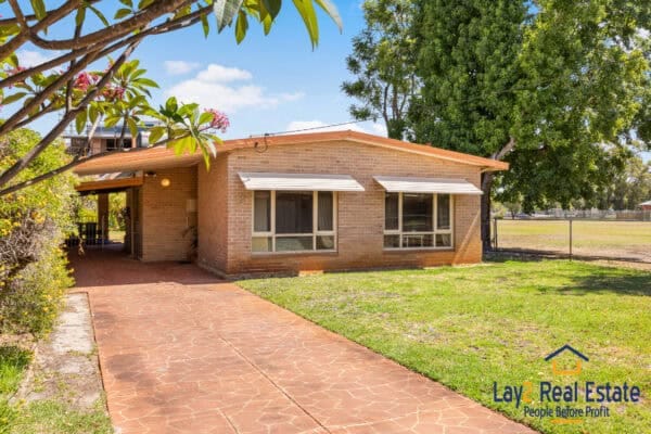 42 Vera Street Morley WA 6062 - Charming 1960s Brick Home on R40 Zoned 811m² Block - Image 2