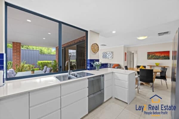 116A Salisbury Street Bedford WA 6052 Modern 3 Bed 2 Bath. Move-In Ready! - Image 10