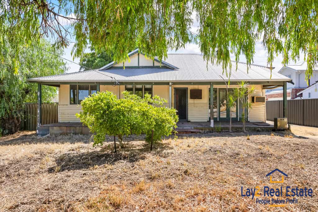 45 Wood Street Inglewood WA - front of property image.