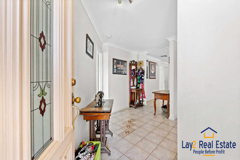 Just Like a Club Med on Meakins Court! In the Heart of Bayswater WA - Image 4
