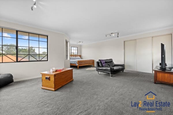 Just Like a Club Med on Meakins Court! In the Heart of Bayswater WA - Image 25