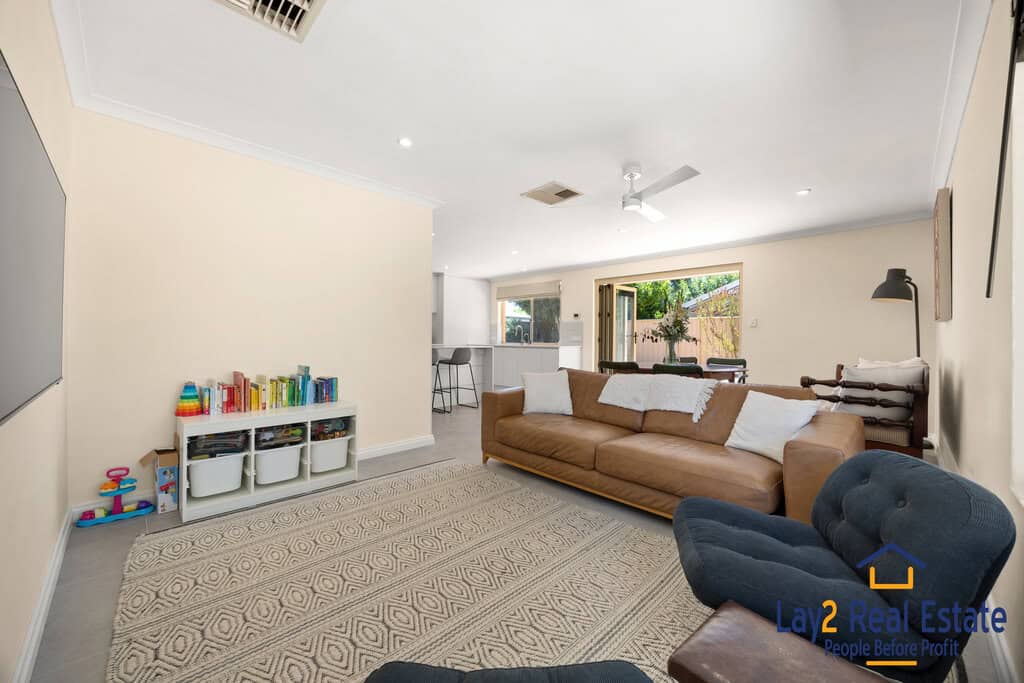 68A Katanning Street Bayswater WA 6053 Charming Brick Home in a Private Leafy Setting - Image 15