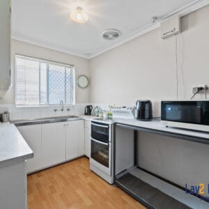 89A May Street Bedford WA 6052 Centrally Located 2 Bed Duplex Half. - Image 8