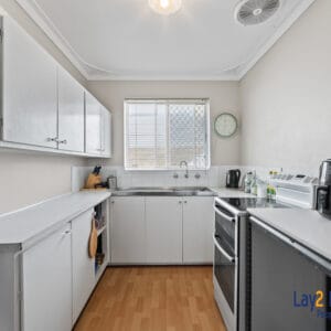 89A May Street Bedford WA 6052 Centrally Located 2 Bed Duplex Half. - Image 6