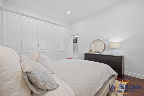 11 Traylen Road Bayswater WA 6053. 1930's Character Cottage For Sale - Image 5