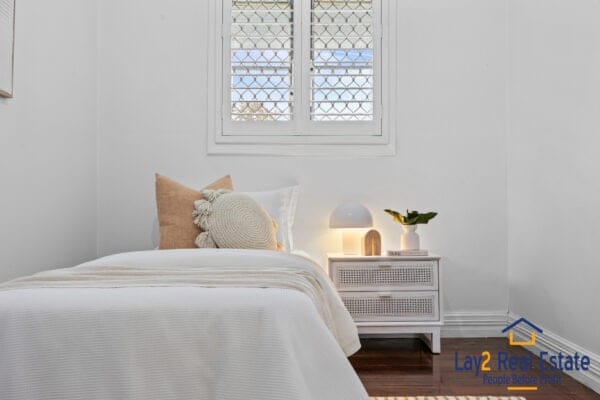 11 Traylen Road Bayswater WA 6053. 1930's Character Cottage For Sale - Image 6