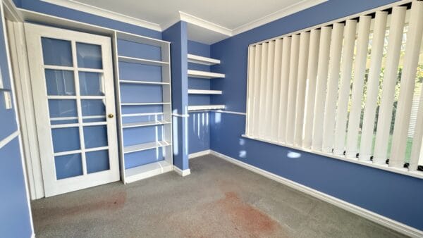 20 McWhae Gardens Bayswater. Bed 2. Contact Mick Lay