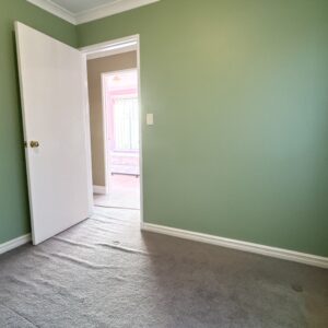 20 McWhae Gardens Bayswater. Bed 4. Contact Mick Lay