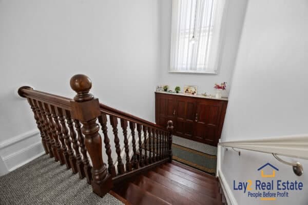 147 Avon Terrace York WA 6302. Sea Change, Anyone? Circa 1889 Built Two Storey Bank. - Image 18