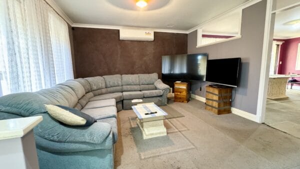 20 McWhae Gardens Bayswater. Living Room. Contact Mick Lay