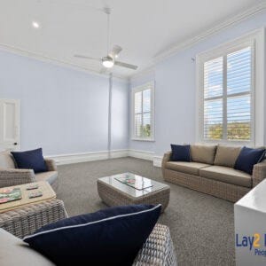 147 Avon Terrace York WA 6302. Sea Change, Anyone? Circa 1889 Built Two Storey Bank. - Image 20