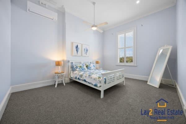 147 Avon Terrace York WA 6302. Sea Change, Anyone? Circa 1889 Built Two Storey Bank. - Image 23