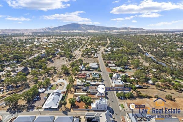147 Avon Terrace York WA 6302. Ariel Photo.