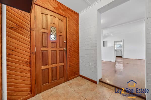 22 Sudlow Street Embleton WA 6062. Attention First Home Buyers/Investors! - Image 9