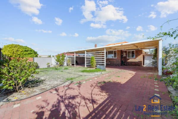 22 Sudlow Street Embleton WA 6062. Attention First Home Buyers/Investors! - Image 4