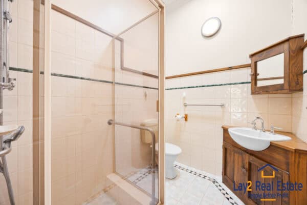 23 Hayward Street Bayswater WA 6053. 1940's Character Home. - Image 14