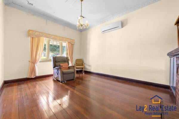 23 Hayward Street Bayswater WA 6053. 1940's Character Home. - Image 6