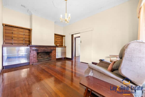 23 Hayward Street Bayswater WA 6053. 1940's Character Home. - Image 7