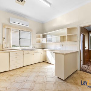 23 Hayward Street Bayswater WA 6053. 1940's Character Home. - Image 8