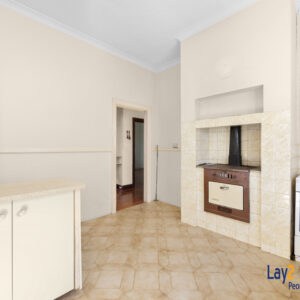 23 Hayward Street Bayswater WA 6053. 1940's Character Home. - Image 11