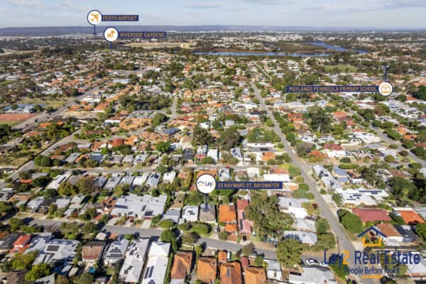 23 Hayward Street Bayswater WA 6053. 1940's Character Home. - Image 27