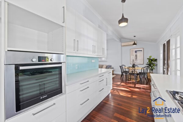 51 Roberts Street Bayswater WA For Sale.  A Vibrant Central Bayswater Gem! - Image 16