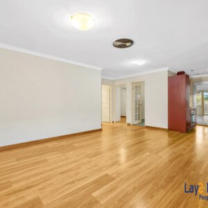 81 Glover Street Dianella WA 6059. Duplex Half For Sale. - Image 4