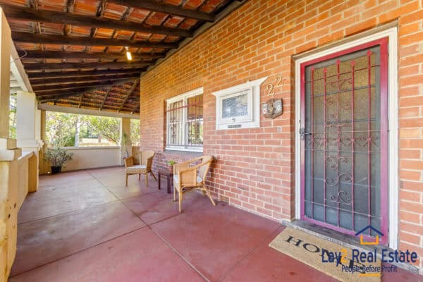 For Sale. 22 Beechboro Road South, Bayswater. Lay 2 Real Estate. Mick Lay. Verandah.