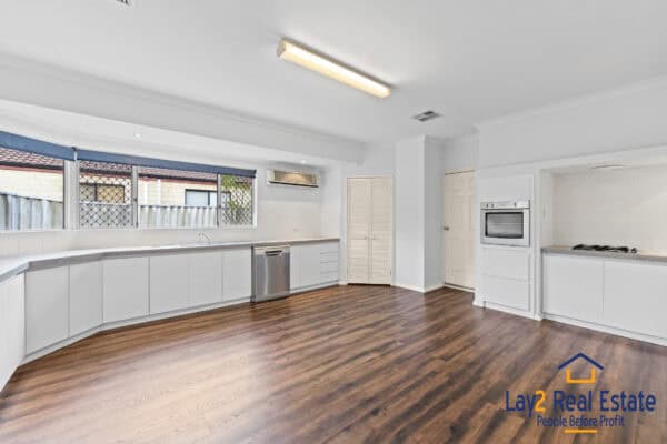 5 Meakins Court Bayswater WA | Comfort, Space, Charm in a Cul-de-sac Setting. - Image 16