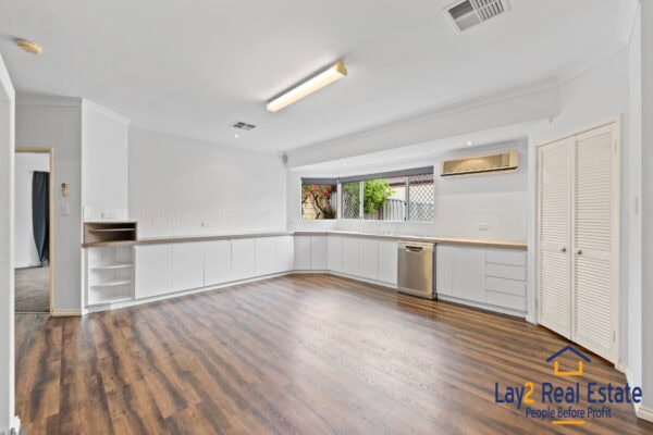5 Meakins Court Bayswater WA | Comfort, Space, Charm in a Cul-de-sac Setting. - Image 17