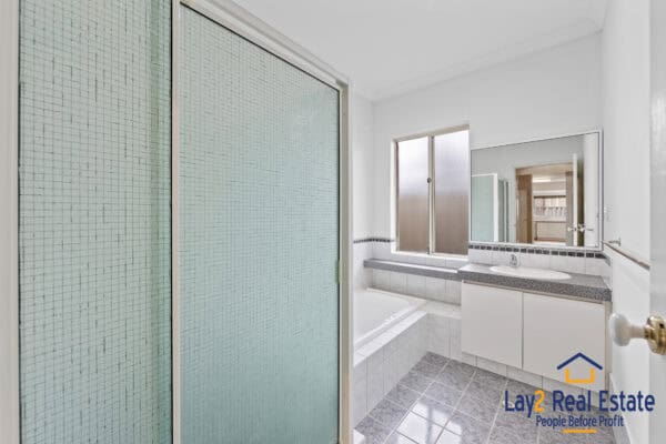 5 Meakins Court Bayswater WA | Comfort, Space, Charm in a Cul-de-sac Setting. - Image 22