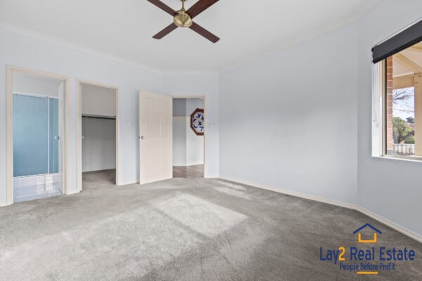 5 Meakins Court Bayswater WA | Comfort, Space, Charm in a Cul-de-sac Setting. - Image 12