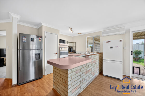 Ripe for a Renovation!  20 Graduate Place Marangaroo WA 6064 - Image 10