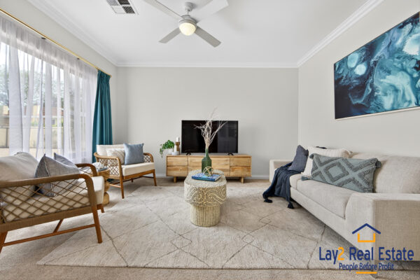 Spacious & Secluded: Very Big 3 Brm 2 Bth Home - Riverside Precinct