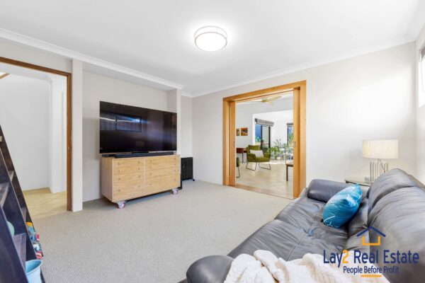 Designed for Connection, Crafted for Comfort | 127A Whatley Crescent, Bayswater - Image 7