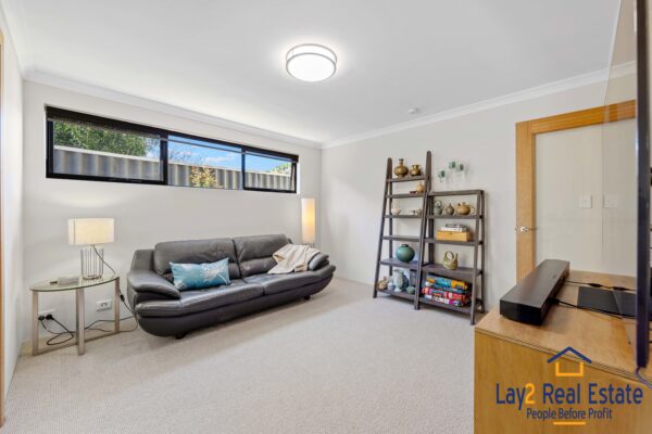 Designed for Connection, Crafted for Comfort | 127A Whatley Crescent, Bayswater - Image 6
