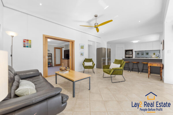 Designed for Connection, Crafted for Comfort | 127A Whatley Crescent, Bayswater - Image 8