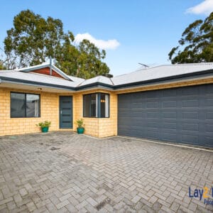 Elevated / 4 bedrooms 2 Bathroom Property | 3B Aughton Street Bayswater WA 6053