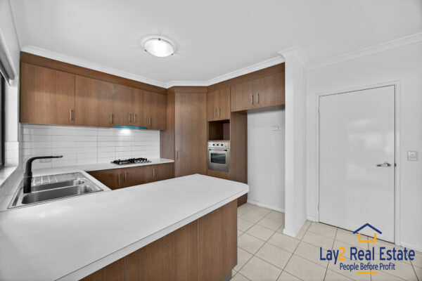 Elevated / 4 bedrooms 2 Bathroom Property | 3B Aughton Street Bayswater WA 6053 - Image 16