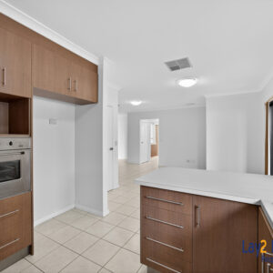 Elevated / 4 bedrooms 2 Bathroom Property | 3B Aughton Street Bayswater WA 6053 - Image 17